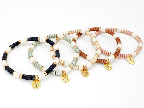ZECKENHALSBÄNDER CANDY LYS PEARLS